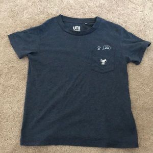Uniqlo x peanuts tee size XS